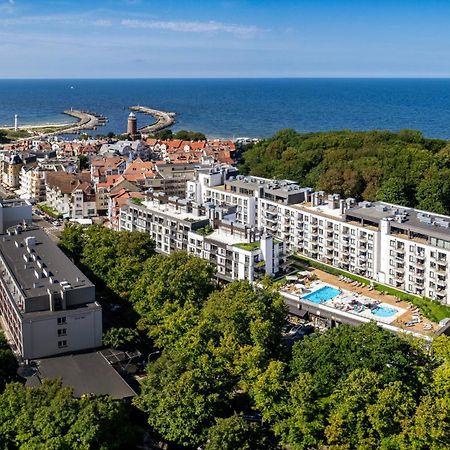 Apartamenty Sun & Snow Nadmorskie Tarasy Z Basenem Kolobrzeg Ngoại thất bức ảnh